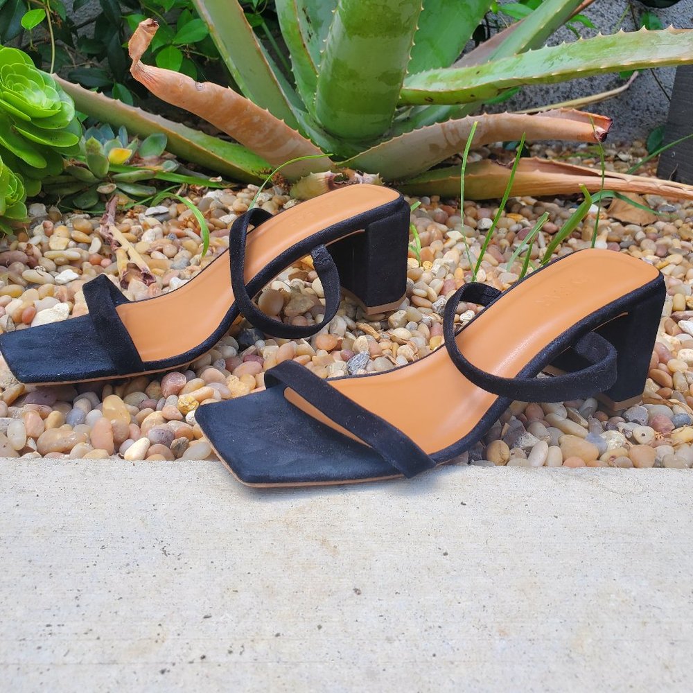 by FAR Black Heels